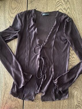 Zara Ribbed Shear Tie-Front Top in Deep Brown
